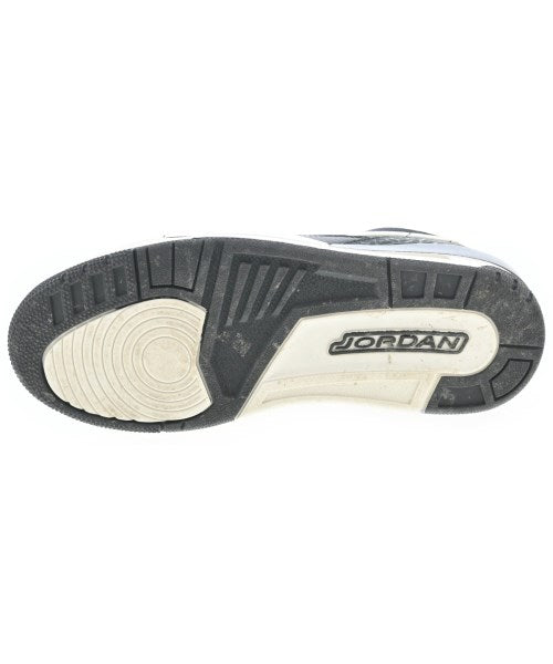NIKE รองเท้าผ้าใบ