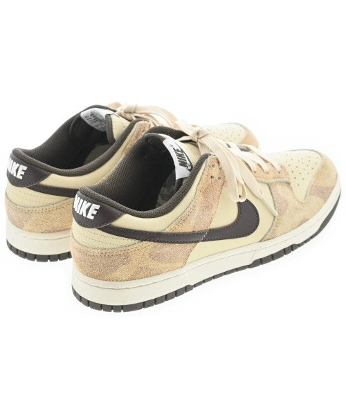 NIKE รองเท้าผ้าใบ