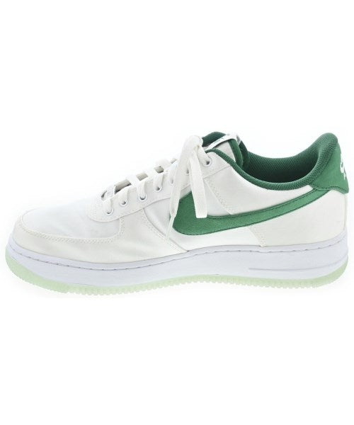 NIKE รองเท้าผ้าใบ