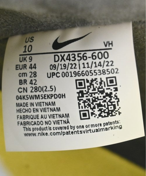 NIKE รองเท้าผ้าใบ