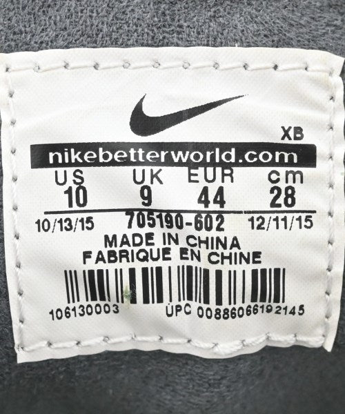 NIKE รองเท้าผ้าใบ