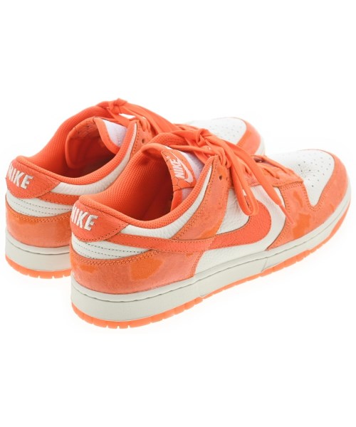 NIKE รองเท้าผ้าใบ