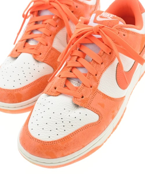 NIKE รองเท้าผ้าใบ