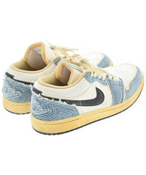 NIKE รองเท้าผ้าใบ