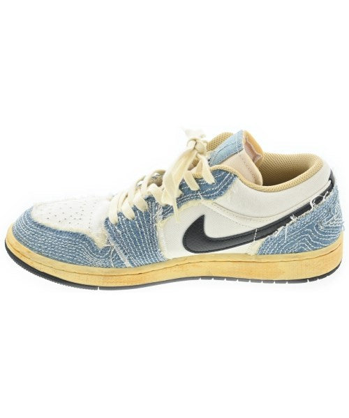 NIKE รองเท้าผ้าใบ