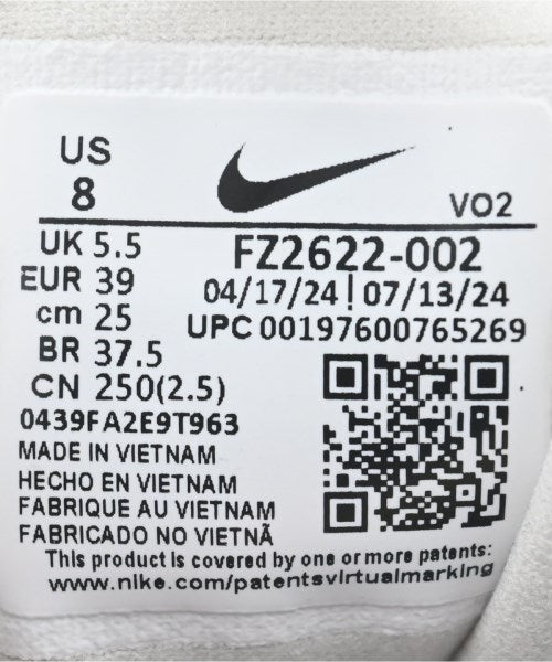 NIKE รองเท้าผ้าใบ