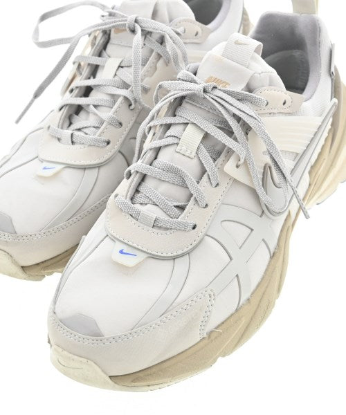 NIKE รองเท้าผ้าใบ