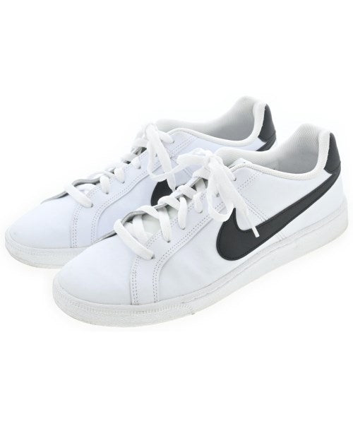 NIKE รองเท้าผ้าใบ