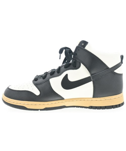 NIKE รองเท้าผ้าใบ