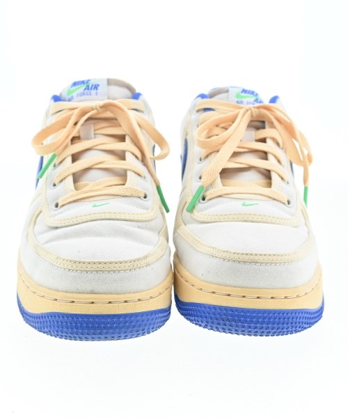 NIKE รองเท้าผ้าใบ