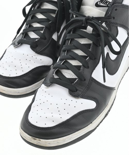 NIKE รองเท้าผ้าใบ