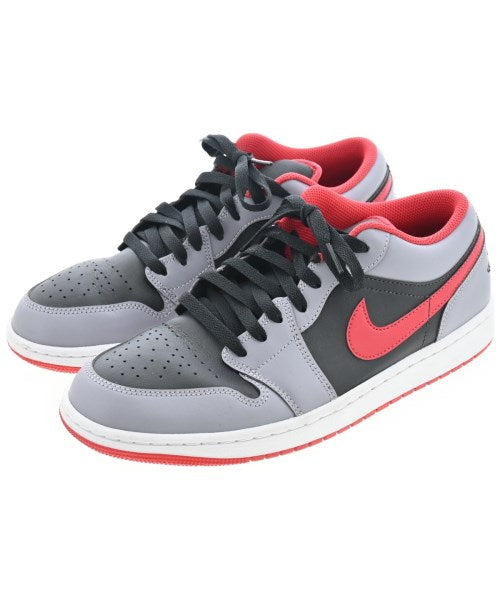 NIKE รองเท้าผ้าใบ