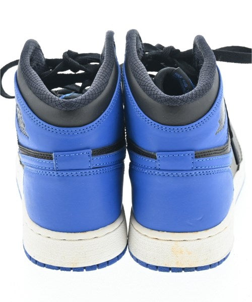 NIKE รองเท้าผ้าใบ