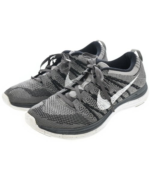 NIKE รองเท้าผ้าใบ