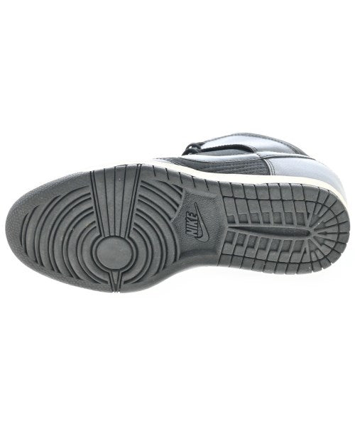 NIKE รองเท้าผ้าใบ