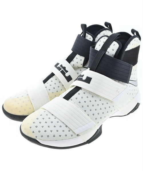 NIKE รองเท้าผ้าใบ