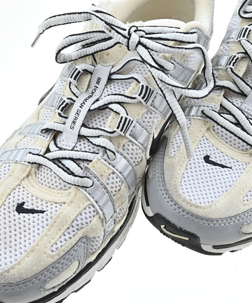 NIKE รองเท้าผ้าใบ