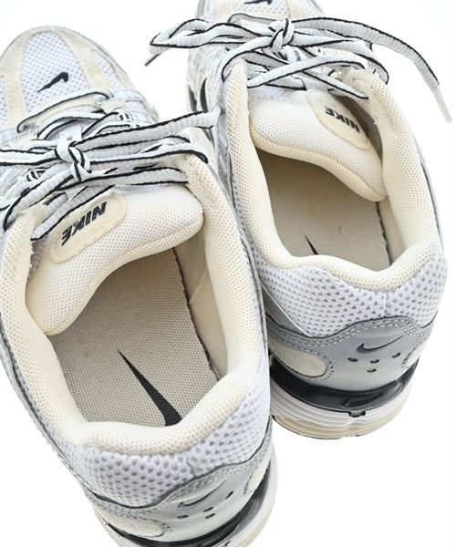 NIKE รองเท้าผ้าใบ