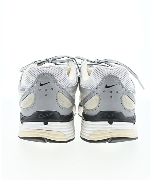 NIKE รองเท้าผ้าใบ