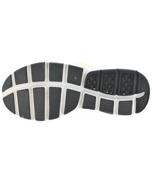 NIKE รองเท้าผ้าใบ