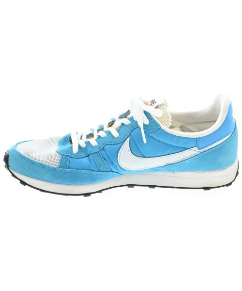 NIKE รองเท้าผ้าใบ