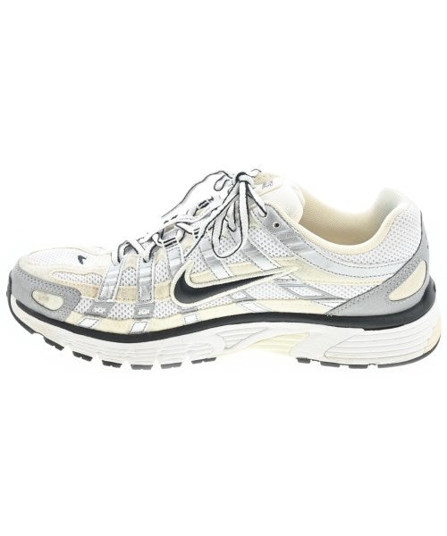 NIKE รองเท้าผ้าใบ