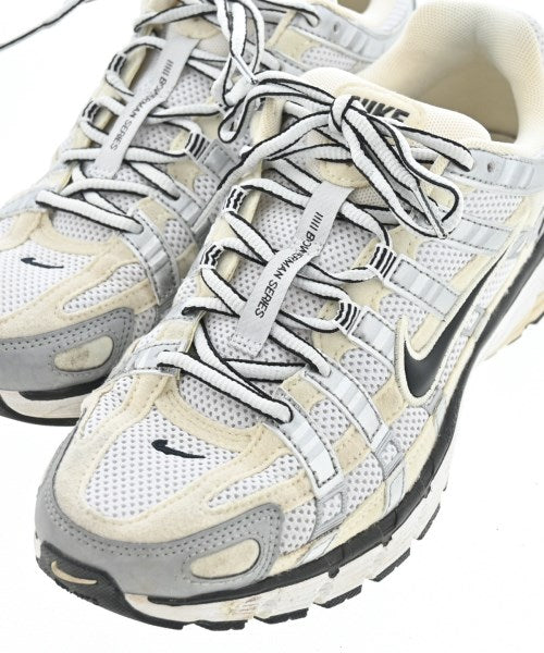 NIKE รองเท้าผ้าใบ