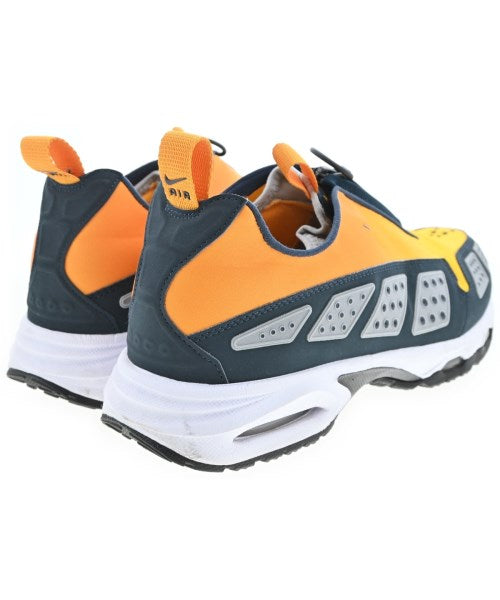 NIKE รองเท้าผ้าใบ