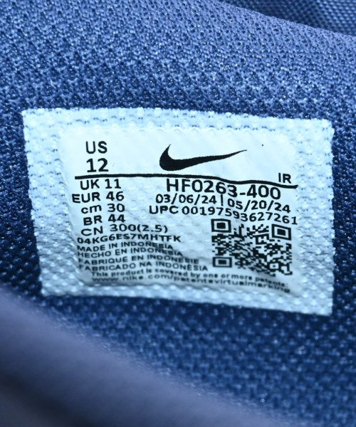 NIKE รองเท้าผ้าใบ