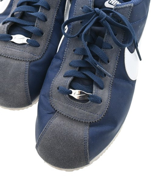 NIKE รองเท้าผ้าใบ