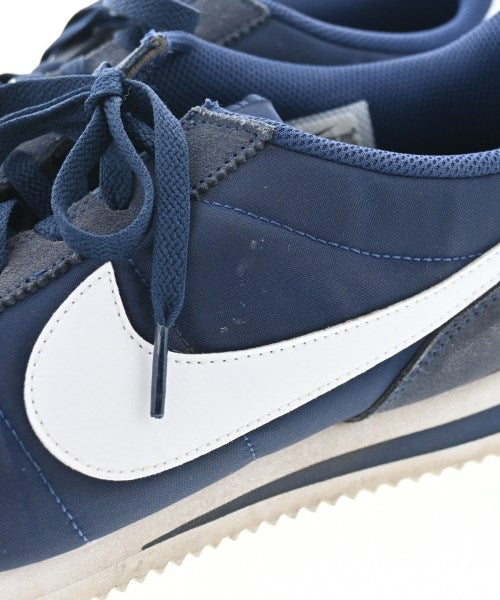 NIKE รองเท้าผ้าใบ