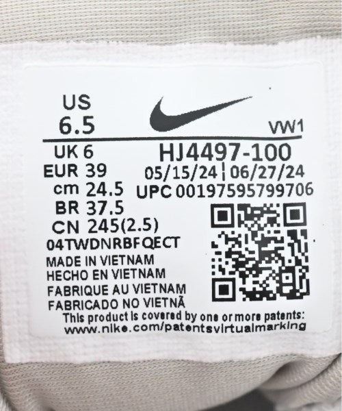 NIKE รองเท้าผ้าใบ