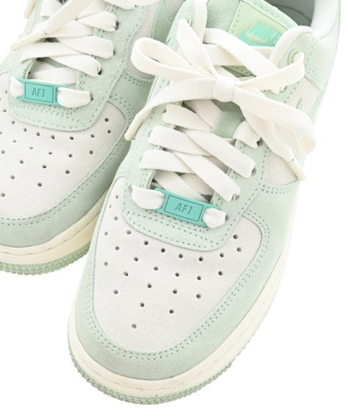 NIKE รองเท้าผ้าใบ