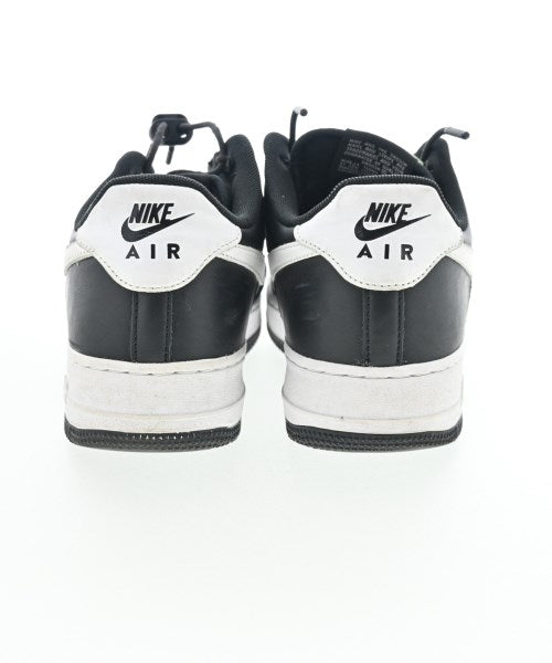 NIKE รองเท้าผ้าใบ