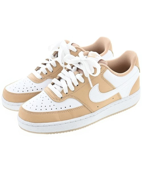 NIKE รองเท้าผ้าใบ