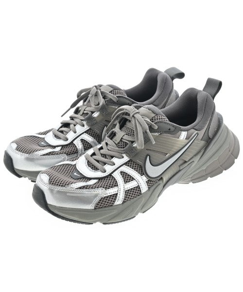 NIKE รองเท้าผ้าใบ