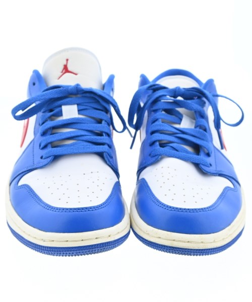 NIKE รองเท้าผ้าใบ