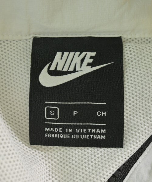 NIKE แจ็คเก็ตเบลาส์ อื่น