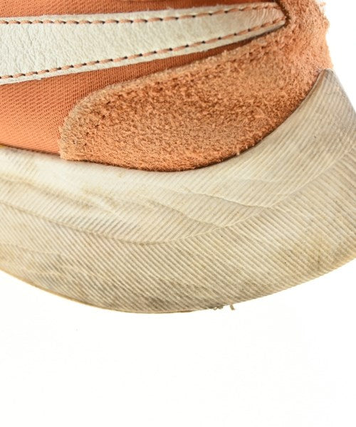 NIKE รองเท้าผ้าใบ