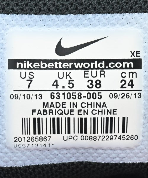 NIKE รองเท้าผ้าใบ