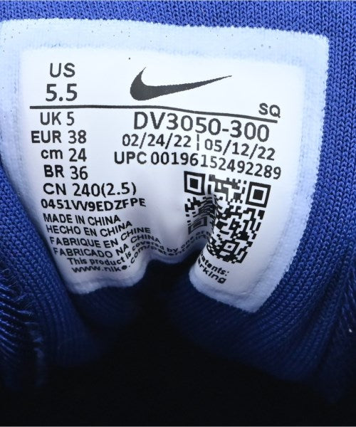 NIKE รองเท้าผ้าใบ