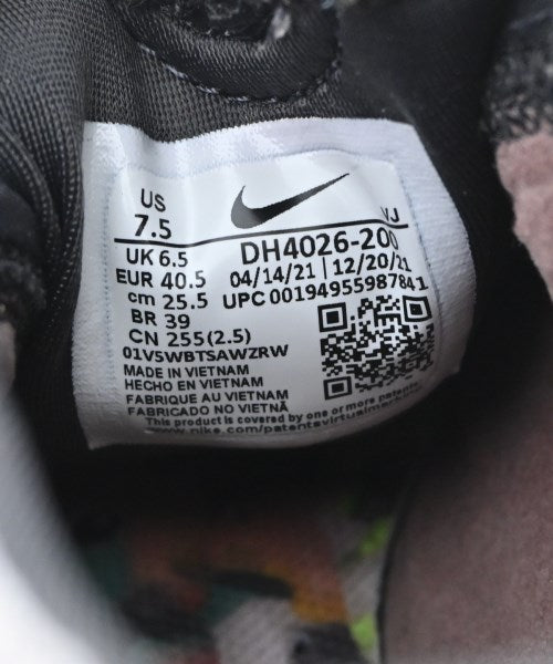 NIKE รองเท้าผ้าใบ