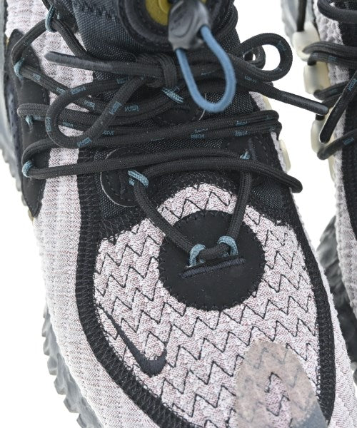 NIKE รองเท้าผ้าใบ