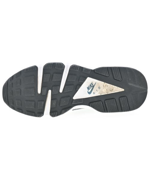 NIKE รองเท้าผ้าใบ