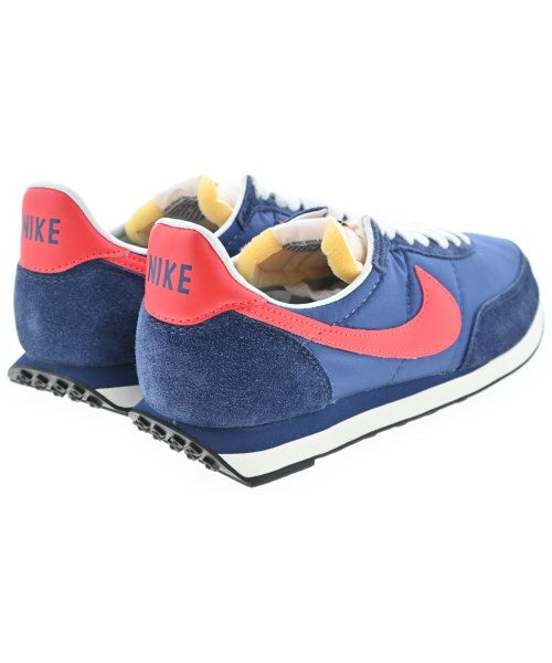 NIKE รองเท้าผ้าใบ