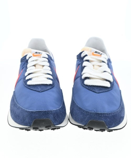 NIKE รองเท้าผ้าใบ