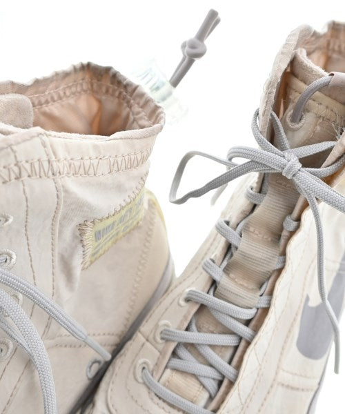 NIKE รองเท้าผ้าใบ