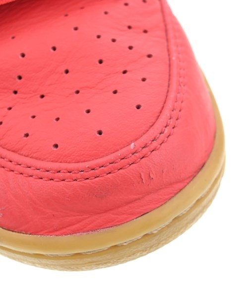 NIKE รองเท้าผ้าใบ