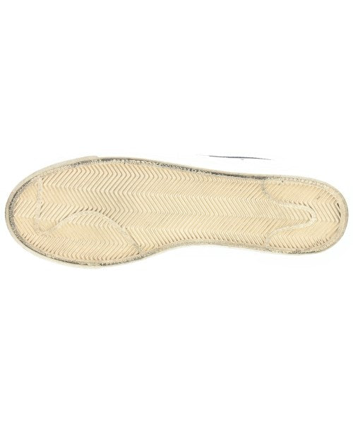 NIKE รองเท้าผ้าใบ