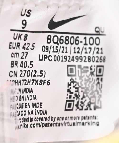 NIKE รองเท้าผ้าใบ